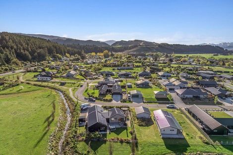 Photo of property in Luggate Park, 32 Cooper Crescent, Luggate, Wanaka, 9383
