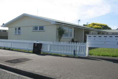 Photo of property in 1/14 Grey Street, Feilding, 4702