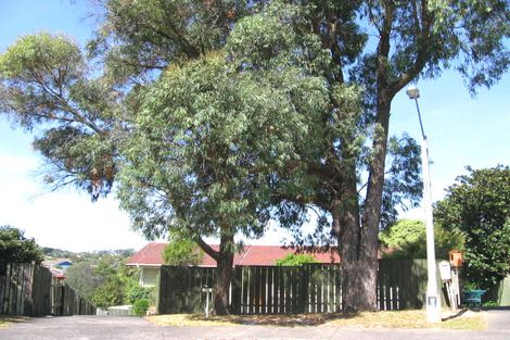 Photo of property in 10 Tahu Crescent, Sunnynook, Auckland, 0620