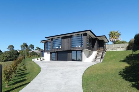 Photo of property in 1163 Whangaparaoa Road, Gulf Harbour, Whangaparaoa, 0930