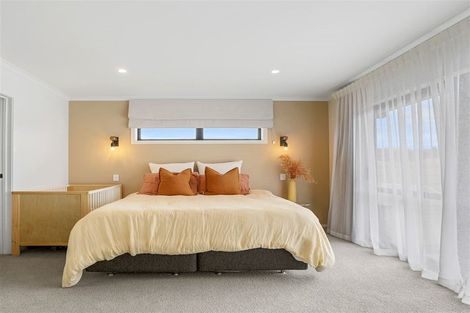 Photo of property in 52 Oakdale Drive, Kinloch, Taupo, 3377