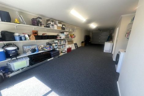 Photo of property in 5 Ashington Road, Silverstream, Upper Hutt, 5019