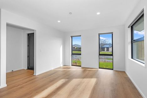 Photo of property in 165 Milns Road, Halswell, Christchurch, 8025