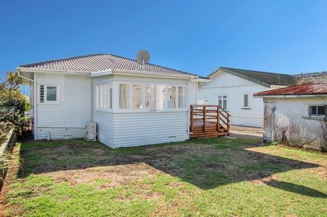 Photo of property in 120 West End Road, Westmere, Auckland, 1022
