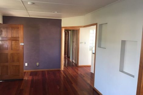 Photo of property in 4 Beverly Place, New Lynn, Auckland, 0600
