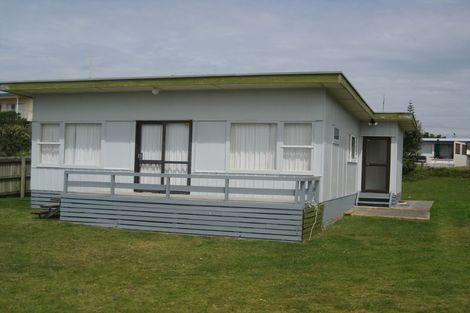 Photo of property in 96 Broadway Road, Waihi Beach, 3611