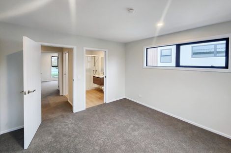 Photo of property in 6/31 Wainuiomata Road, Wainuiomata, Lower Hutt, 5014