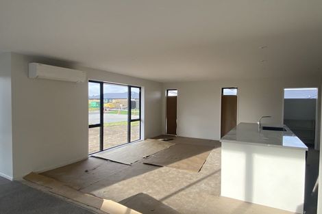 Photo of property in 8 Te Kanawa Lane, Rolleston, 7615