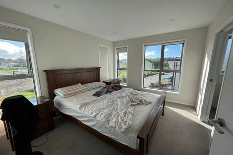 Photo of property in 6 Manea Lane, Glen Innes, Auckland, 1072