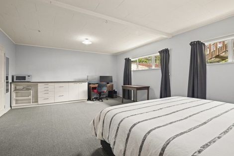 Photo of property in 71 Grosvenor Street, Kensington, Dunedin, 9011