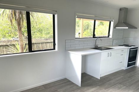 Photo of property in 11b Lucinda Place, Glen Eden, Auckland, 0602