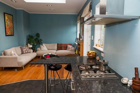 Photo of property in 4 Omar Street, Khandallah, Wellington, 6035