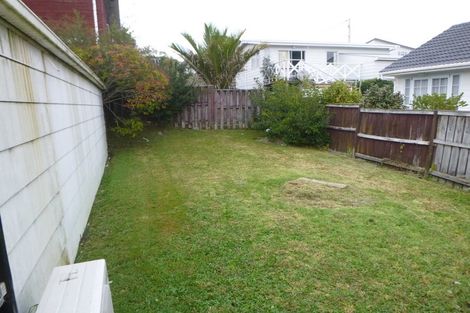 Photo of property in 1/36a Sunnynook Road, Sunnynook, Auckland, 0620