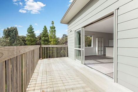 Photo of property in 6 Magnolia Drive, Cable Bay, 0420