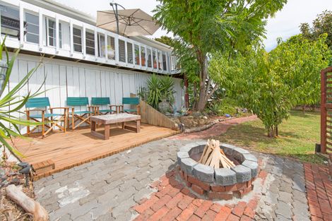 Photo of property in 1/680 Whangaparaoa Road, Stanmore Bay, Whangaparaoa, 0932