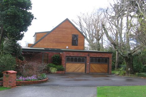 Photo of property in 5 Caccia Birch Lane, Hokowhitu, Palmerston North, 4410