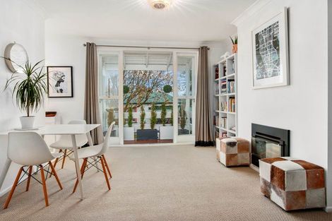 Photo of property in 8/2 Herne Bay Road, Herne Bay, Auckland, 1011