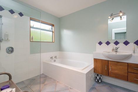 Photo of property in 8 Citrus Grove, Mapua, 7005