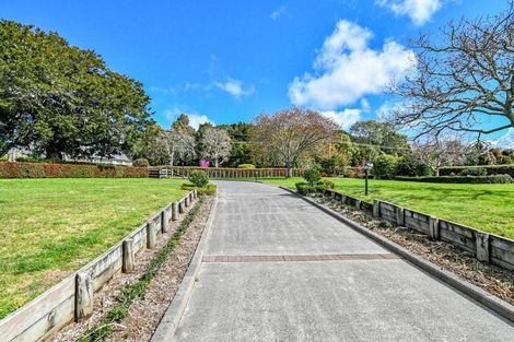 Photo of property in 68 Cooper Road, Ramarama, Drury, 2579
