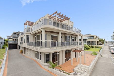 Photo of property in 2/28 The Mall, Mount Maunganui, 3116