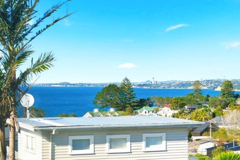 Photo of property in 35b Toroa Street, Torbay, Auckland, 0630