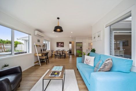 Photo of property in 7d Royal Heights, Glen Avon, New Plymouth, 4312