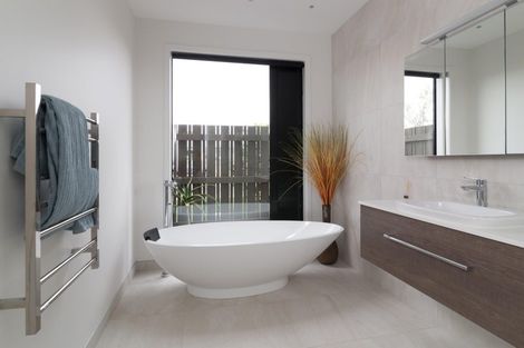 Photo of property in 8 Poroporo Way, Wharewaka, 3330