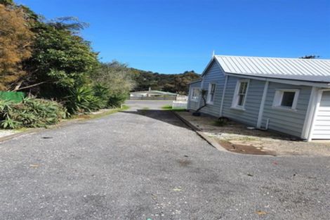 Photo of property in 2076 Rings Road, Coromandel, 3506