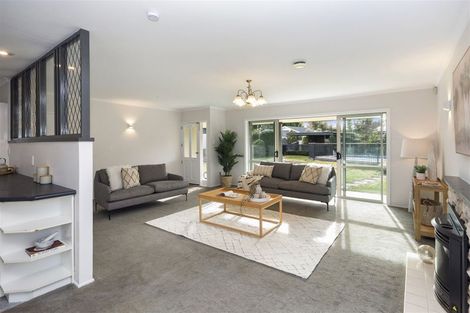 Photo of property in 9c Quinton Place, Bishopdale, Christchurch, 8053