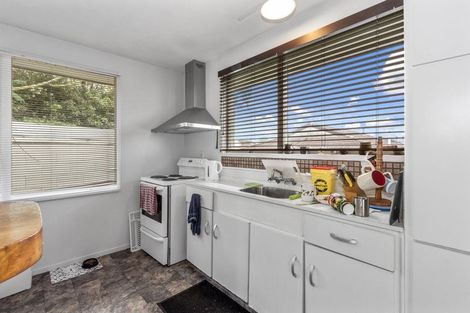 Photo of property in 9b Jade Place, Parklands, Christchurch, 8083