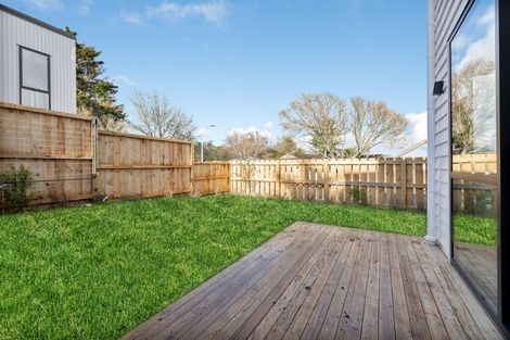 Photo of property in 3b Cadiz Place, Red Hill, Papakura, 2110