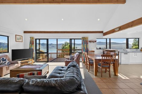 Photo of property in 6 Doris Faigan Lane, Charteris Bay, Lyttelton, 8971