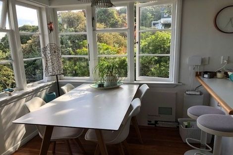 Photo of property in 25 Alexandra Road, Roseneath, Wellington, 6021