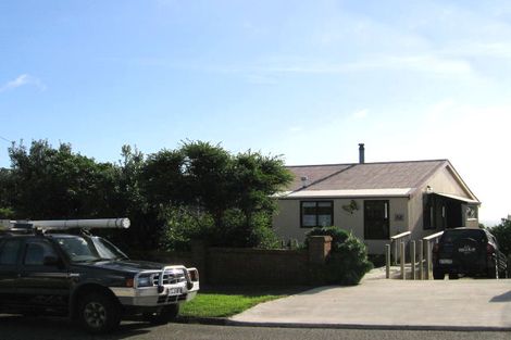 Photo of property in 62 Matatiro Street, Titahi Bay, Porirua, 5022