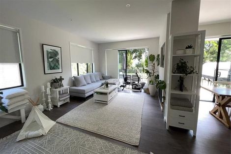 Photo of property in 1235 East Coast Road, Redvale, Albany, 0794