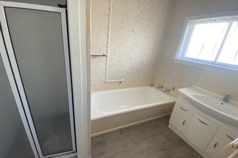 Photo of property in 36 Mount Edgcumbe Street, New Plymouth, 4310