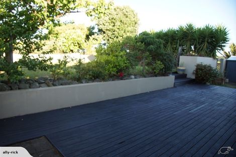 Photo of property in 49 Paynters Avenue, Strandon, New Plymouth, 4312