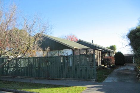Photo of property in 17 Sarabande Avenue, Redwood, Christchurch, 8051