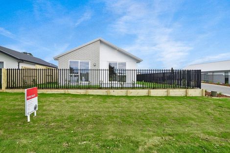 Photo of property in 1 Hauhake Lane, Omokoroa, 3114