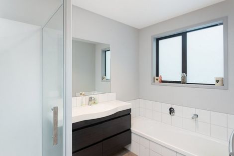 Photo of property in 26 Rochfort Crescent, Pyes Pa, Tauranga, 3112