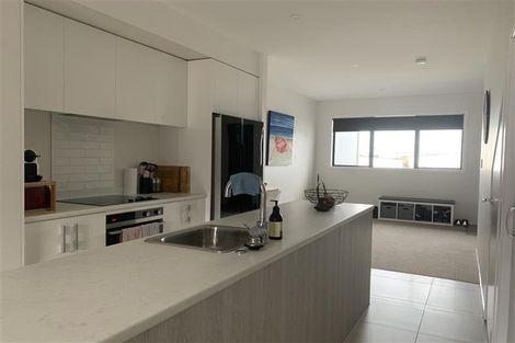 Photo of property in 55 Rangihina Road, Hobsonville, Auckland, 0616