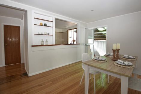 Photo of property in 2 Philip Street, Carterton, 5713