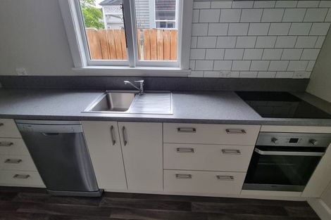 Photo of property in 2/124 Osborne Street, Waltham, Christchurch, 8011