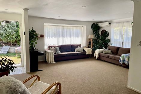 Photo of property in 71a Percy Dyett Drive, Karori, Wellington, 6012