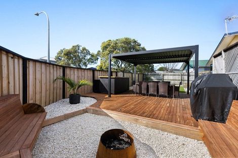 Photo of property in 10 Dillon Drive, Bell Block, New Plymouth, 4312