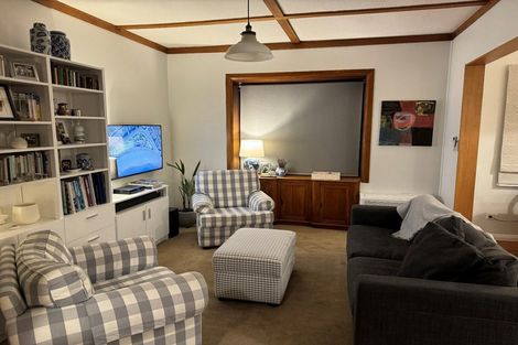 Photo of property in 8 Newcombe Crescent, Karori, Wellington, 6012