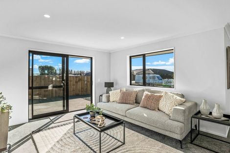 Photo of property in 3 Meadow View Drive, Belfast, Christchurch, 8051