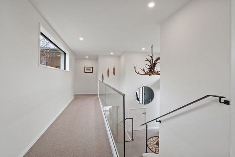 Photo of property in 35 Jacks Point Rise, Jacks Point, Queenstown, 9371