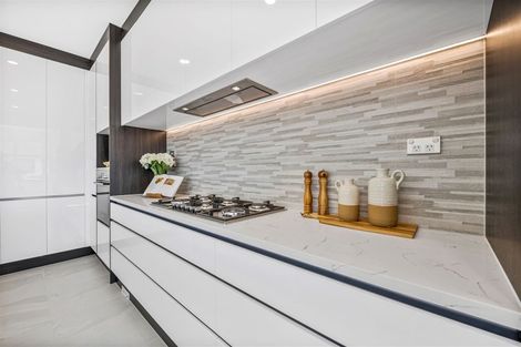 Photo of property in 7 Aklander Rise, Flat Bush, Auckland, 2019