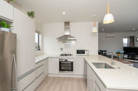 Photo of property in 12 Springside Court, Huntington, Hamilton, 3210